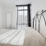Playa 2b Apartment *